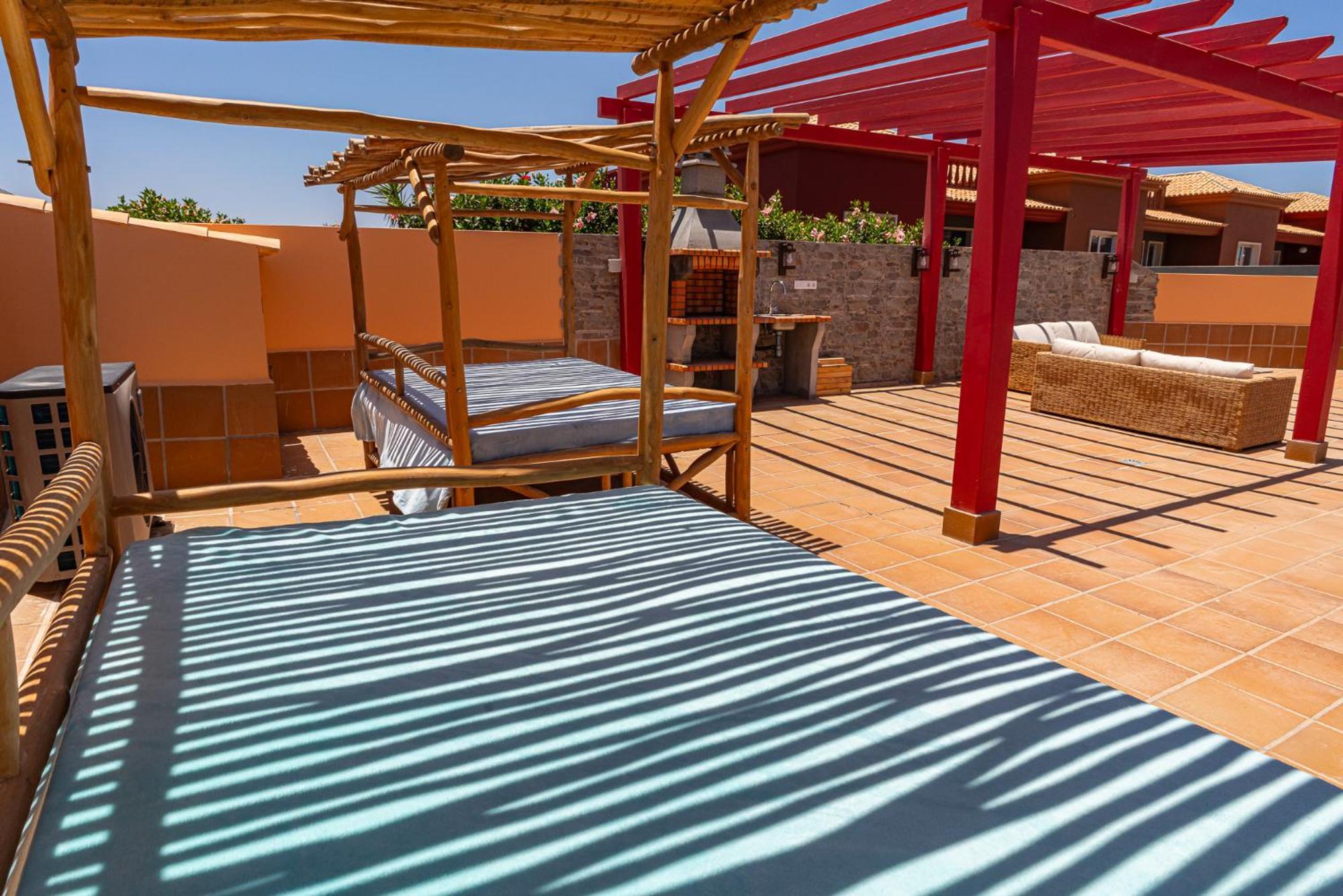 Villa Oceana - Cliffside Retreat Коста де Антигуа Екстериор снимка