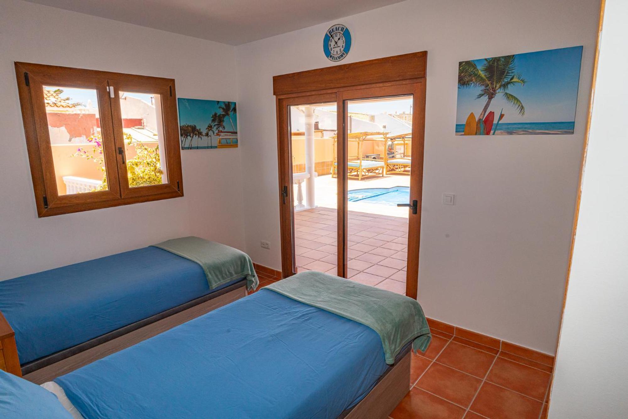 Villa Oceana - Cliffside Retreat Коста де Антигуа Екстериор снимка