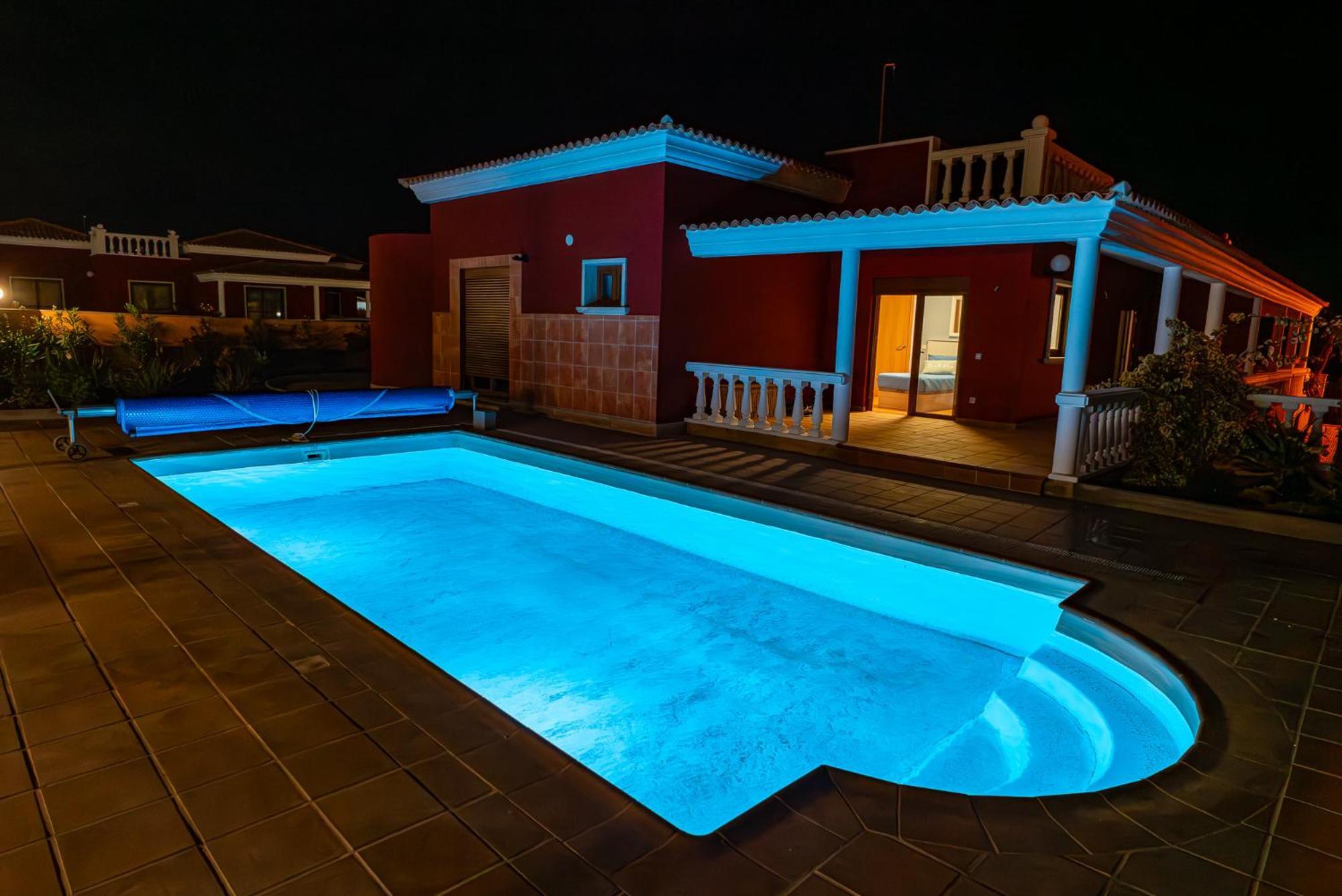 Villa Oceana - Cliffside Retreat Коста де Антигуа Екстериор снимка