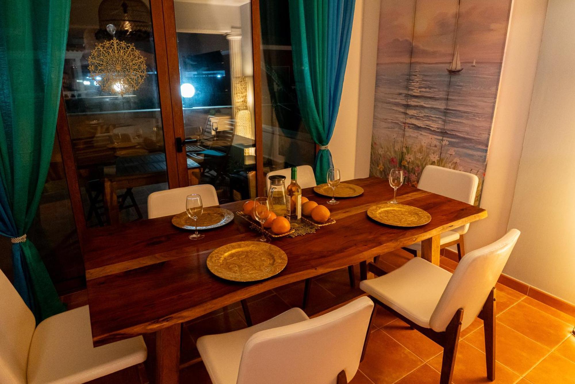 Villa Oceana - Cliffside Retreat Коста де Антигуа Екстериор снимка